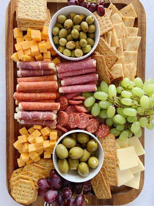 charcuterie board appetizer