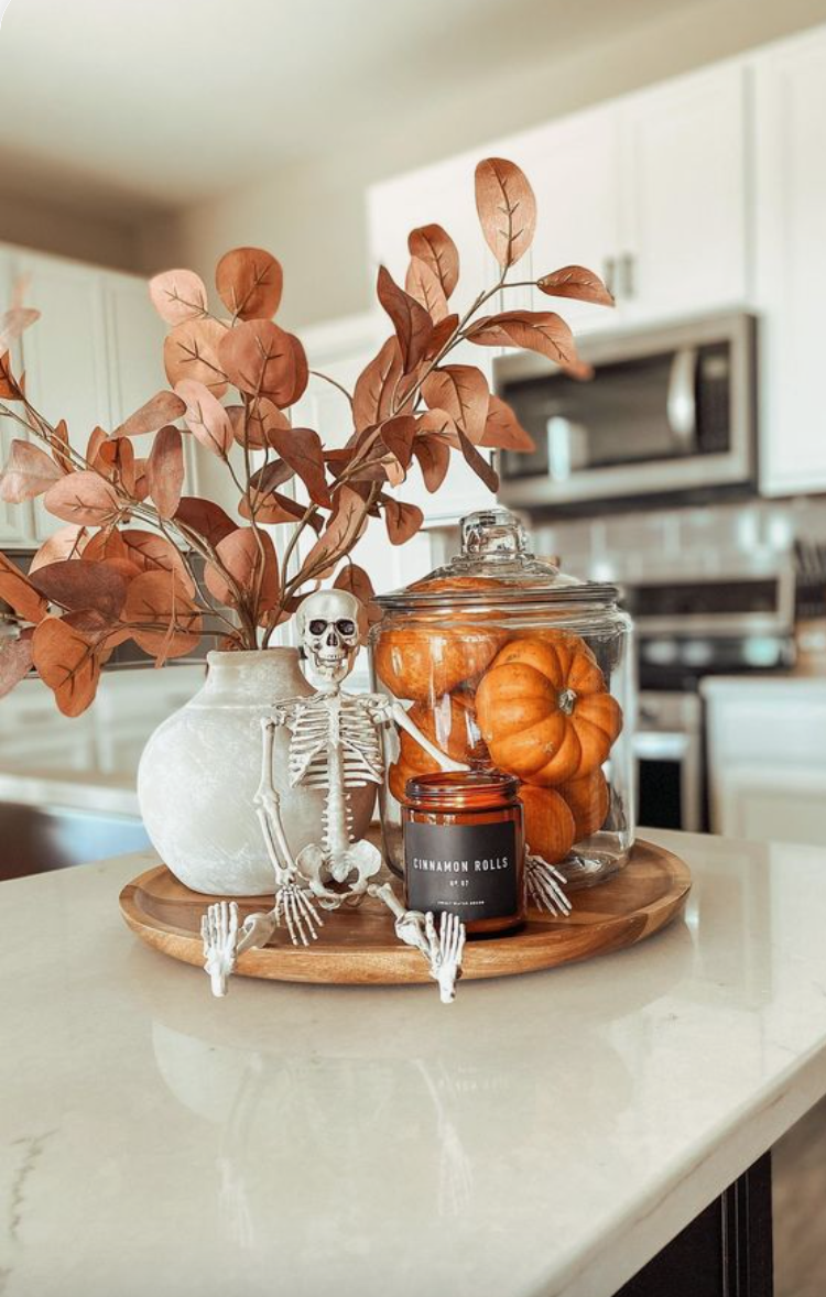 17 DIY Halloween Centerpieces To Decorate Your Table