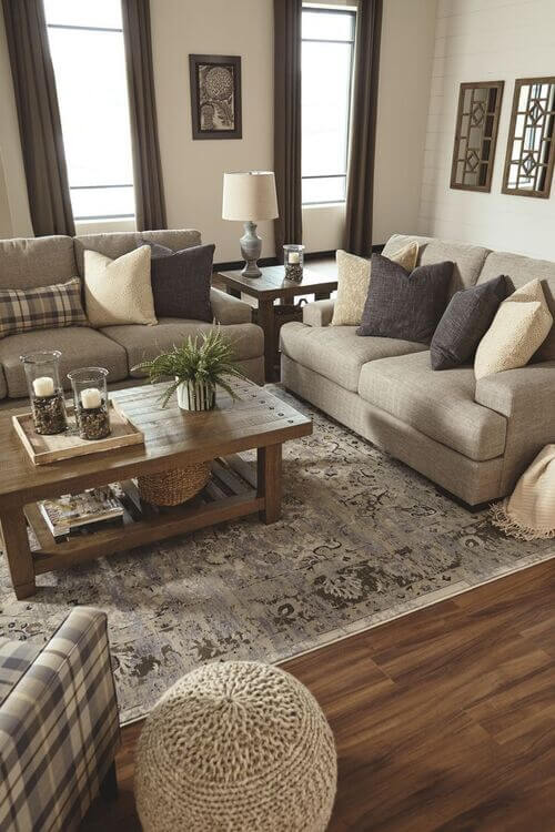 neutral living room traditional