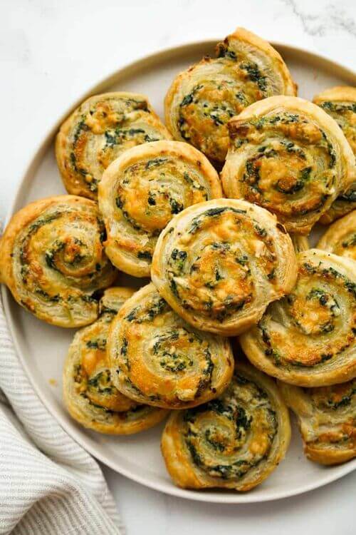 spinach pinwheels