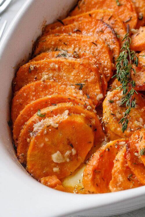 Garlic Parmesan Roasted Sweet Potatoes (1)