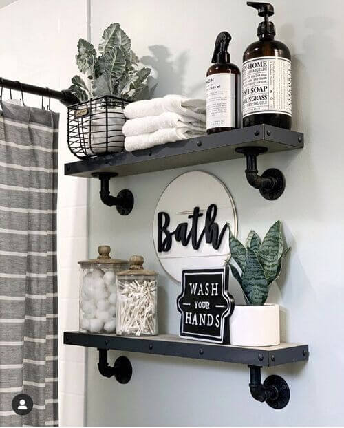 farmhouse bathroom