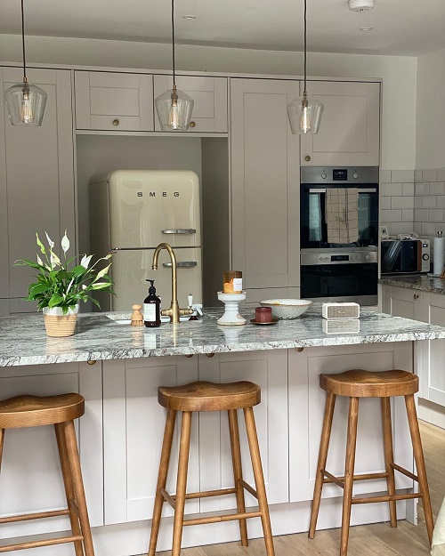 white retro inspired kitchen