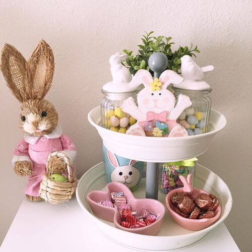 Easter tray with treats
