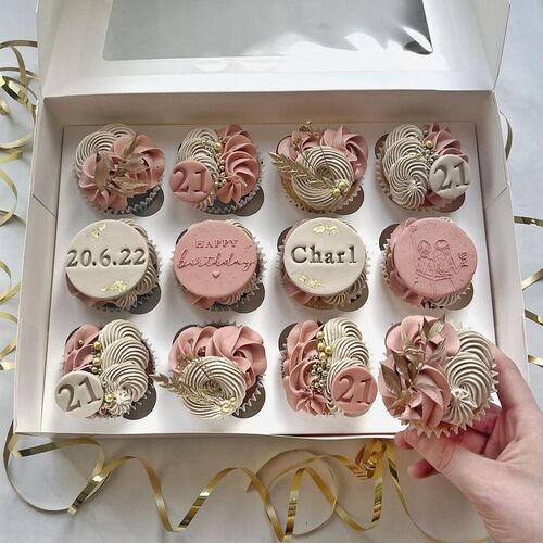 21st birthday cupcakes
