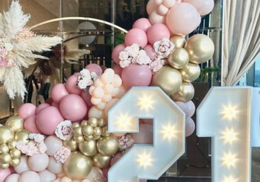 24 21st Unforgettable Birthday Party Ideas To Get Inspired By