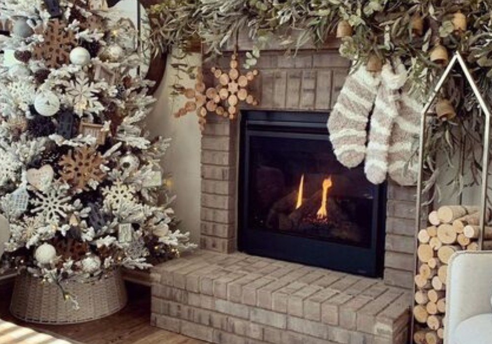 28 Farmhouse Christmas Decor Ideas For a Very Merry Home