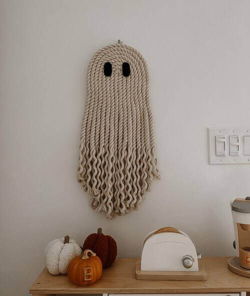 Fall decor idea DIY ghost made from rope