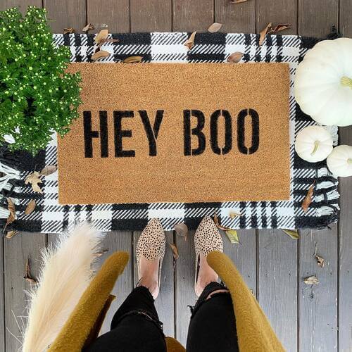 Fall decor idea welcome mat spray painted