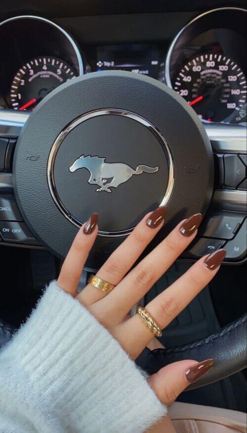 brown nails for fall