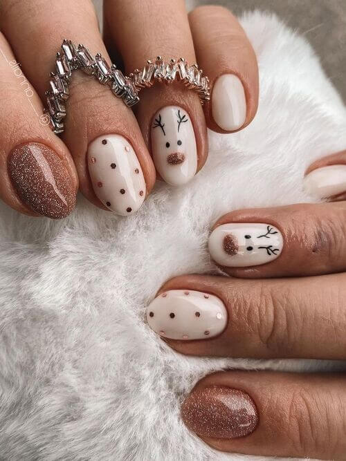 reindeer nails