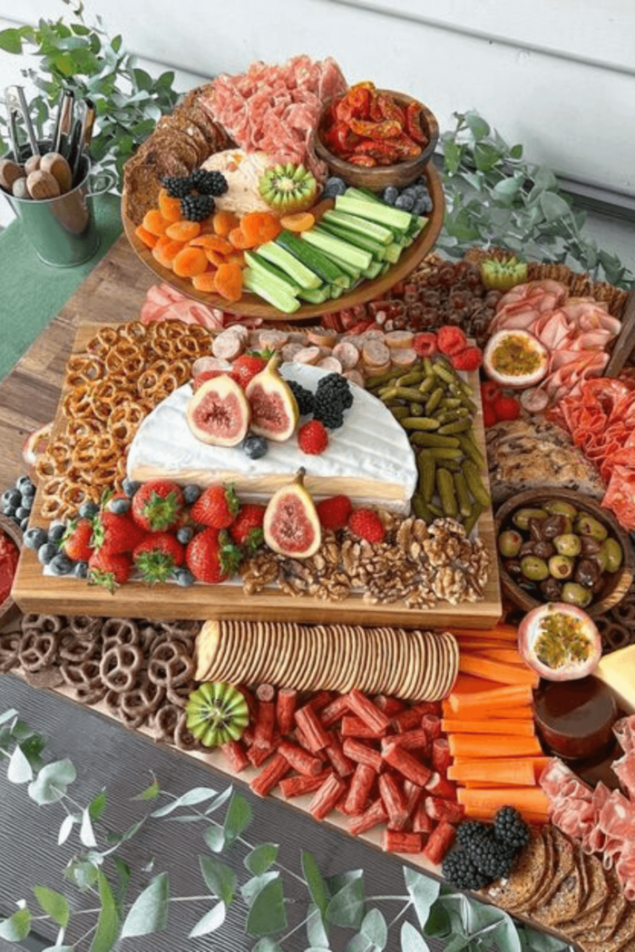 26 Easy Charcuterie Grazing Table Ideas For A Crowd