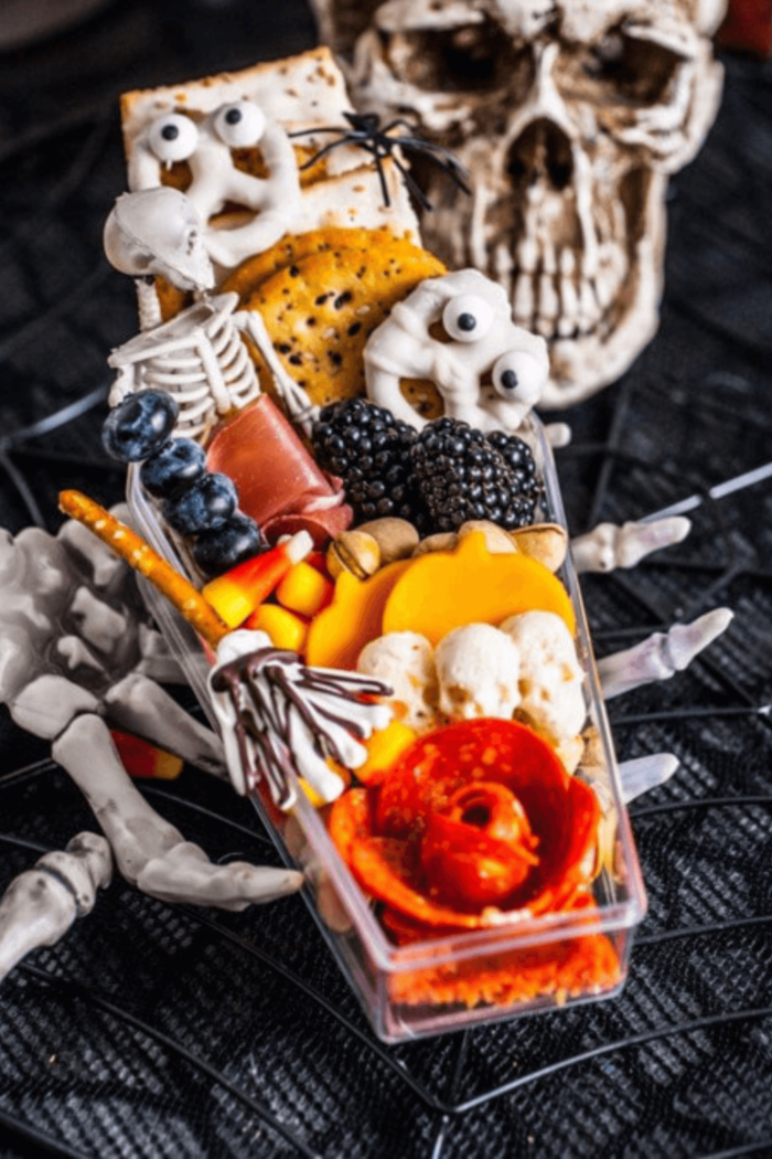 28 Fun And Spooky Halloween Charcuterie Board Ideas To Try This Year