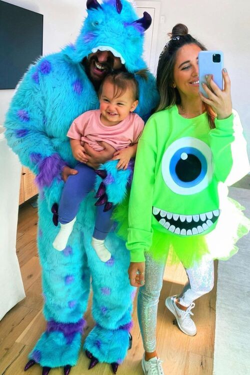 Funny-family-halloween-costume-ideas