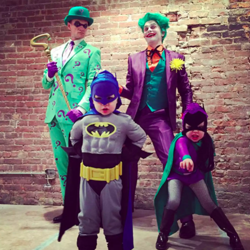 Funny-family-halloween-costume-ideas