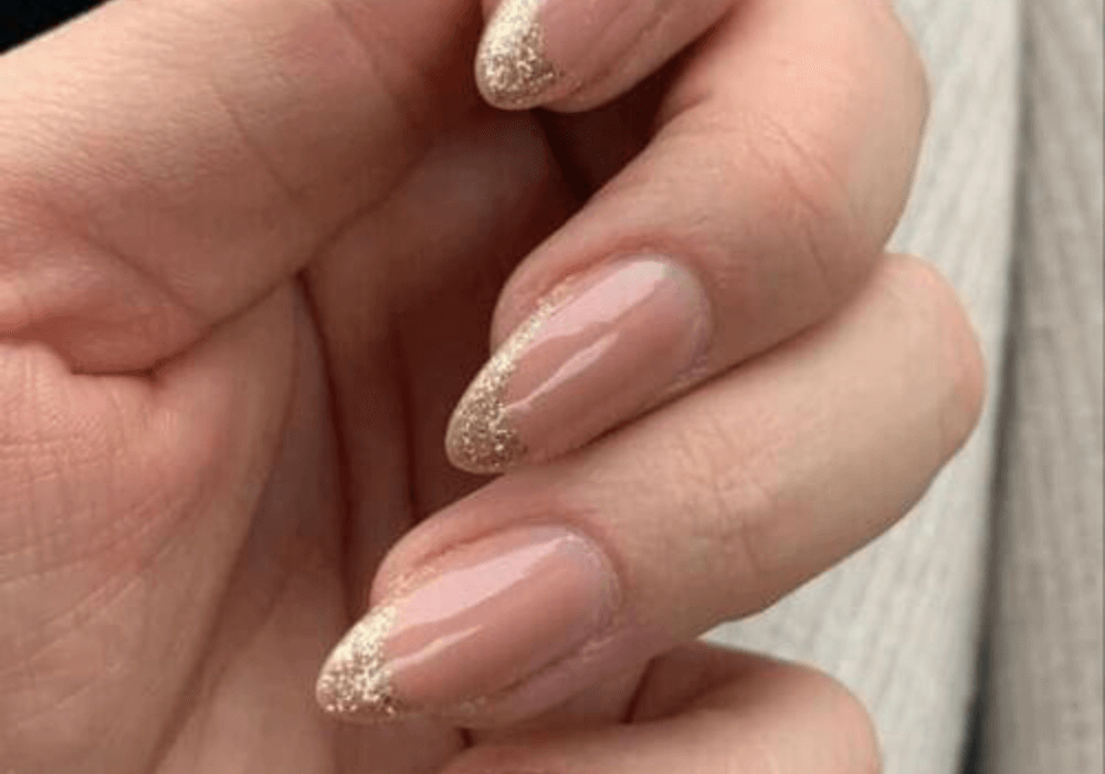 27 Cute and Trendy French Tip Nails Designs to Try Right Now
