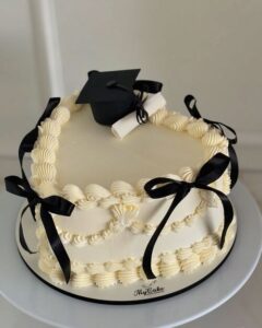 15 Graduation Cake Ideas That Are Creative, Fun and So Worth It